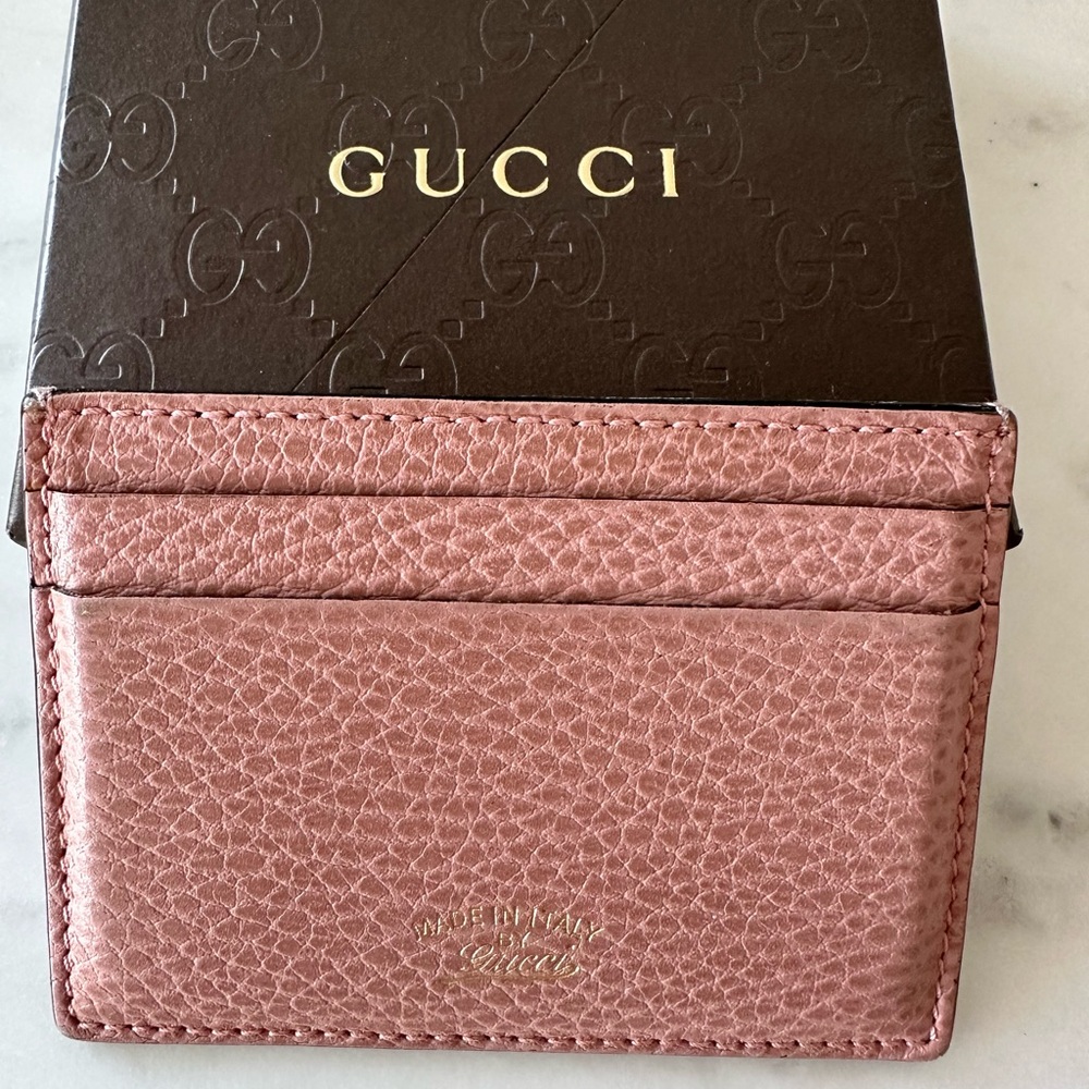 Gucci dusty pink leather card case
